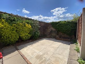 Rear- click for photo gallery